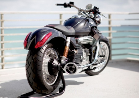  Moto Guzzi California 1400
